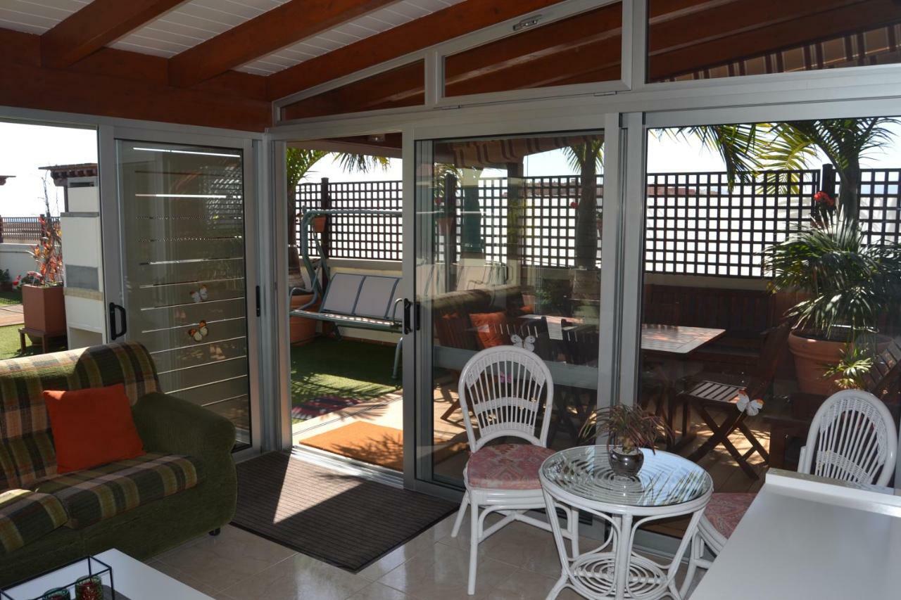 Apartamento Vacacional Atico Frente Al Mar Candelaria Exterior foto